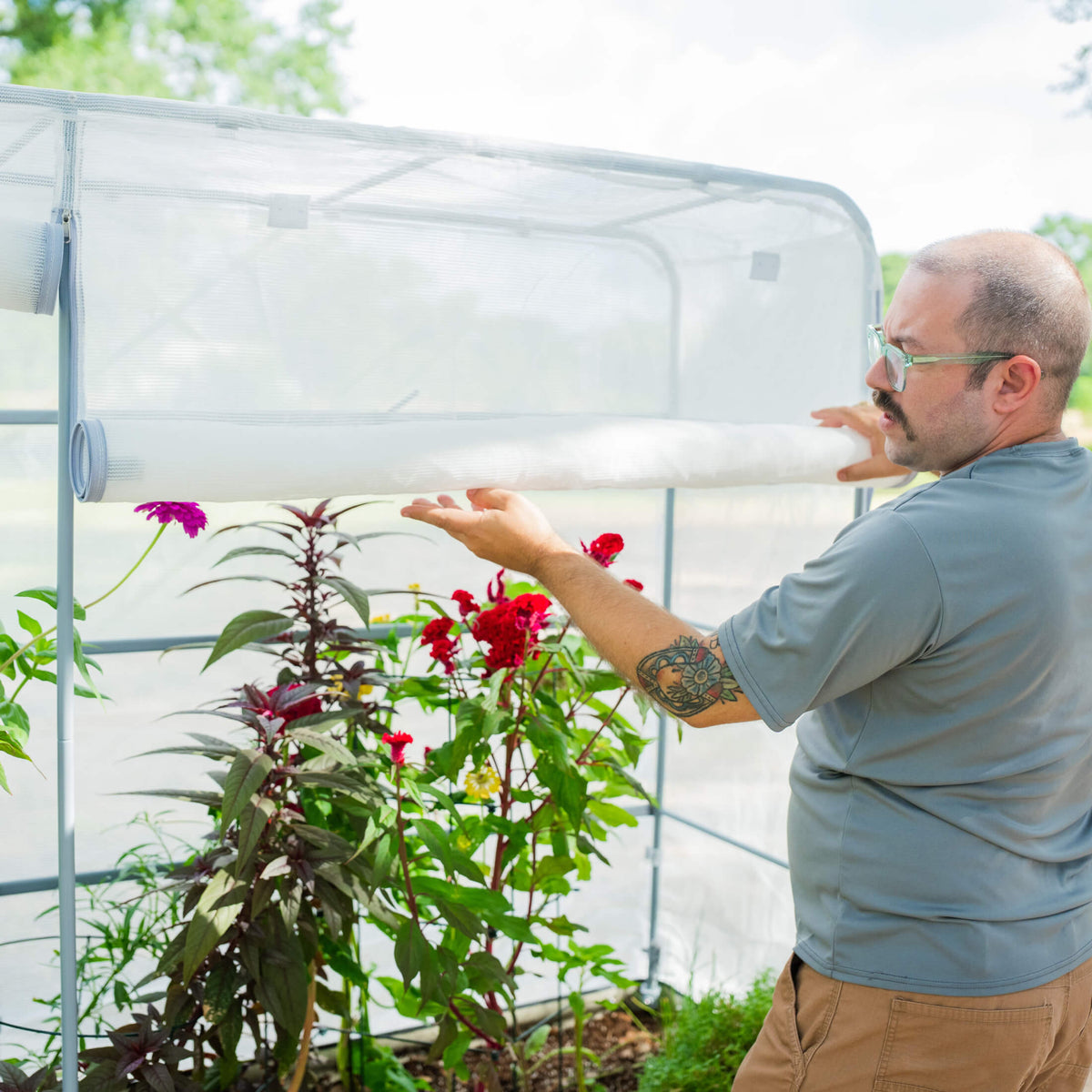 Mesh Cover and Trellis for Rolling Garden Bed