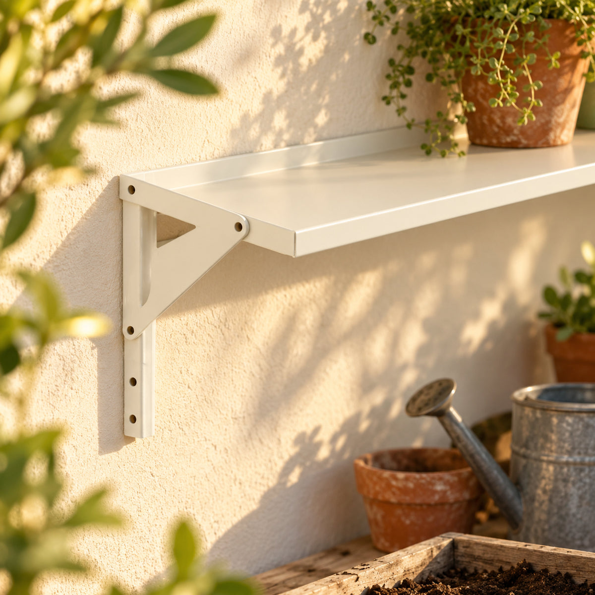 Potting Bench Bar Top Shelf detail