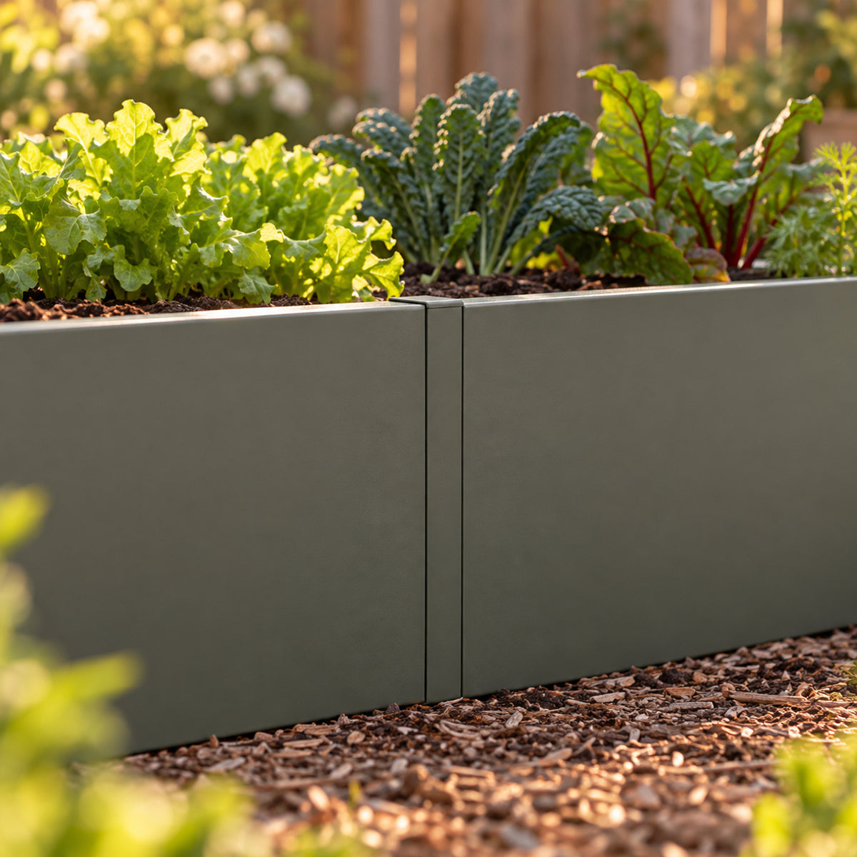 17-Inch-Tall Metal Raised Bed, 2 x 8 Feet detail