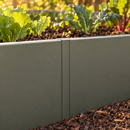 17-Inch-Tall Metal Raised Bed, 4 x 8 Feet detail