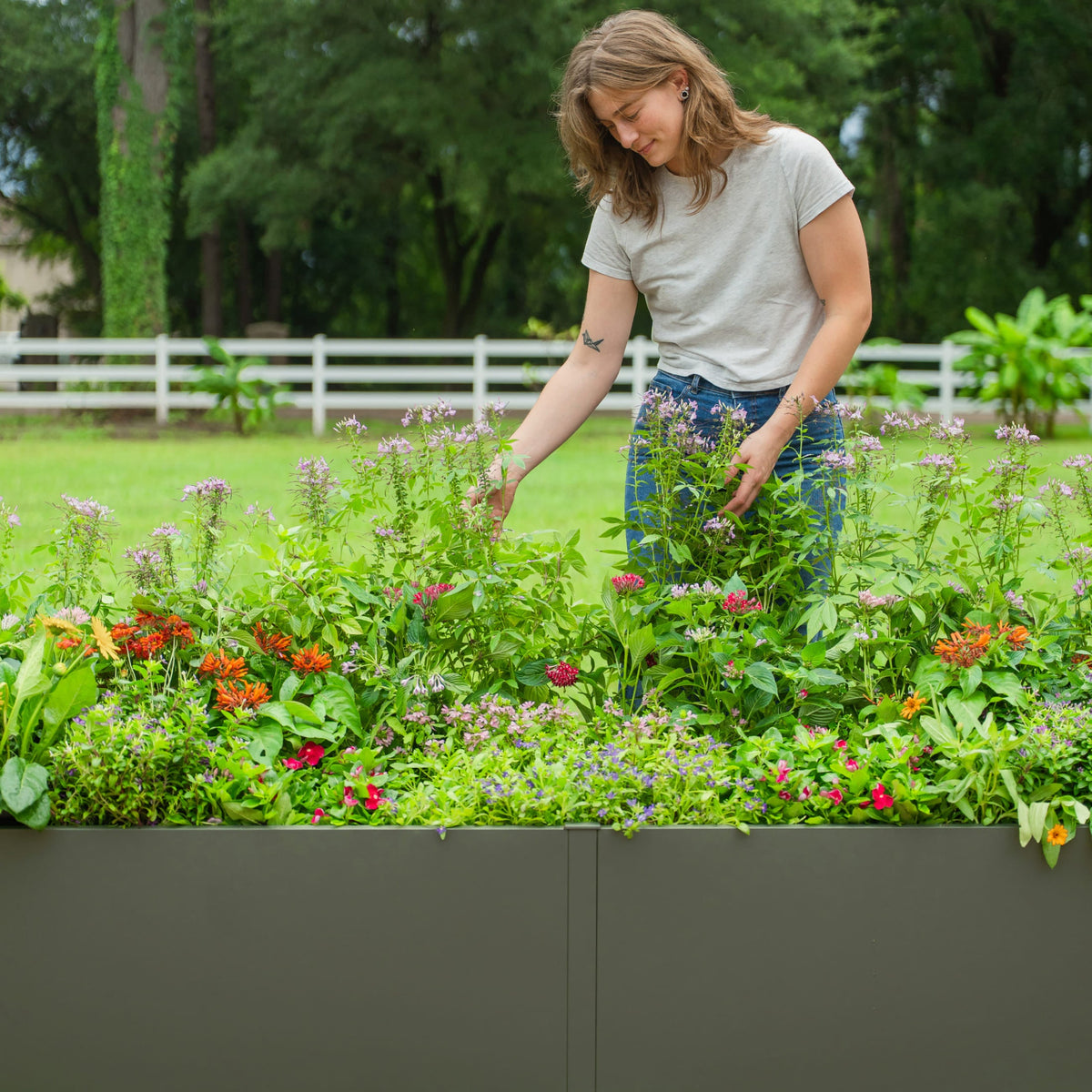 17-Inch-Tall Metal Raised Bed, 2 x 8 Feet