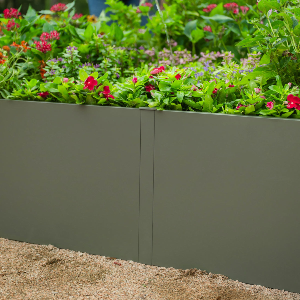 17-Inch-Tall Metal Raised Bed, 4 x 8 Feet