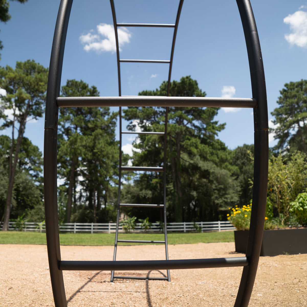 Round Moon Garden Gate