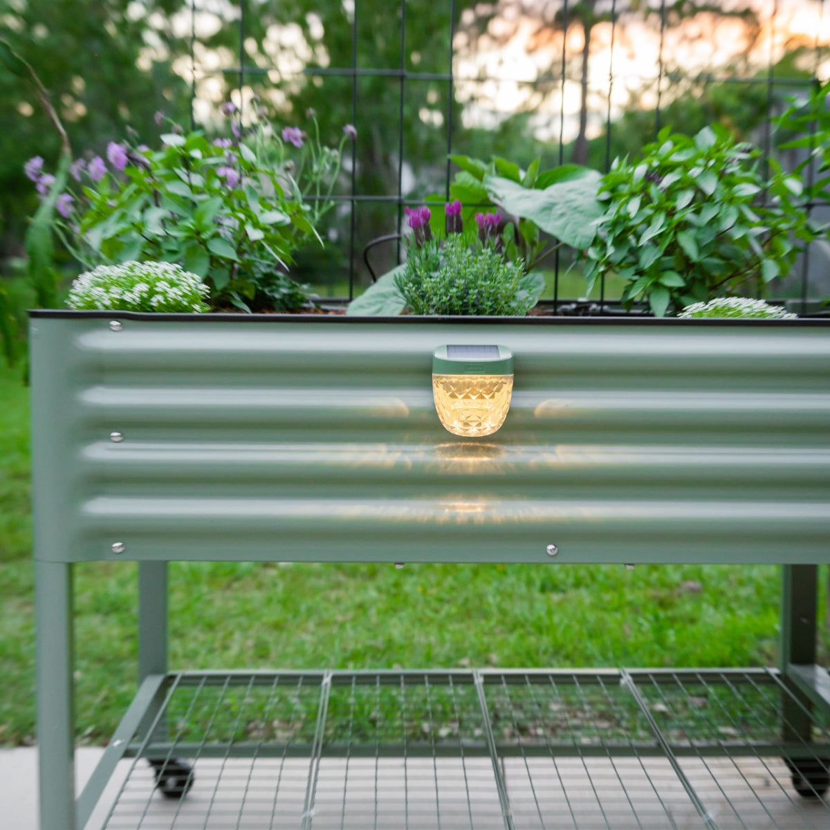 Solar Garden Light, Classic Mount