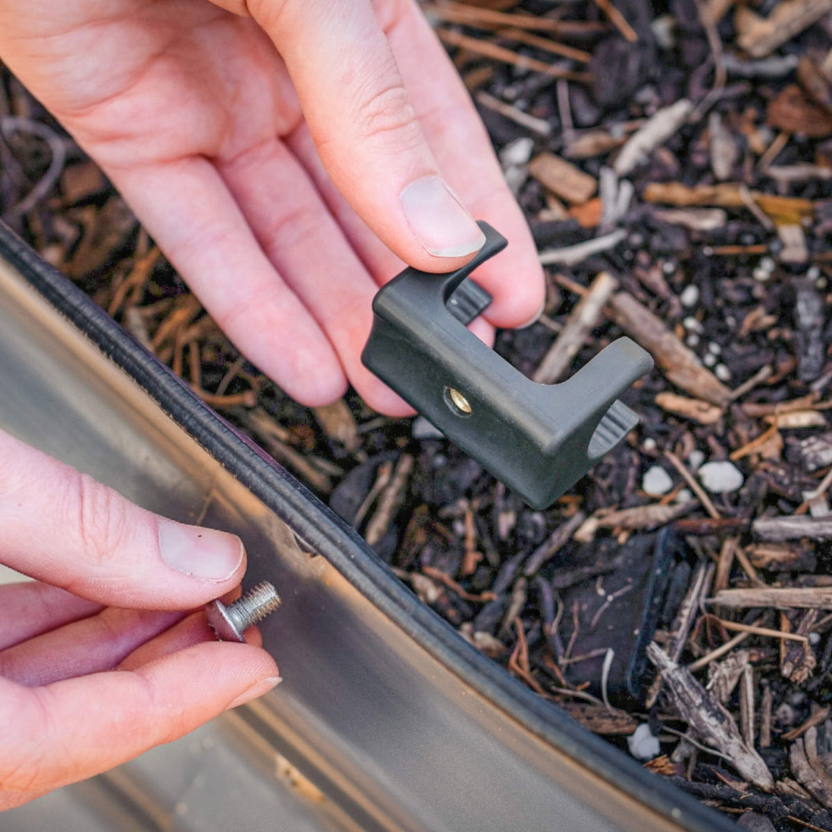 Product photo of tee bracket for irrigation lines