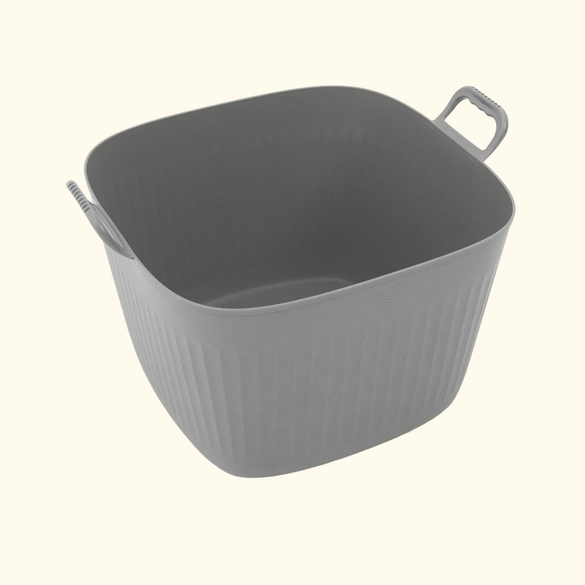 Product photo of 12-gallon garden utility tub