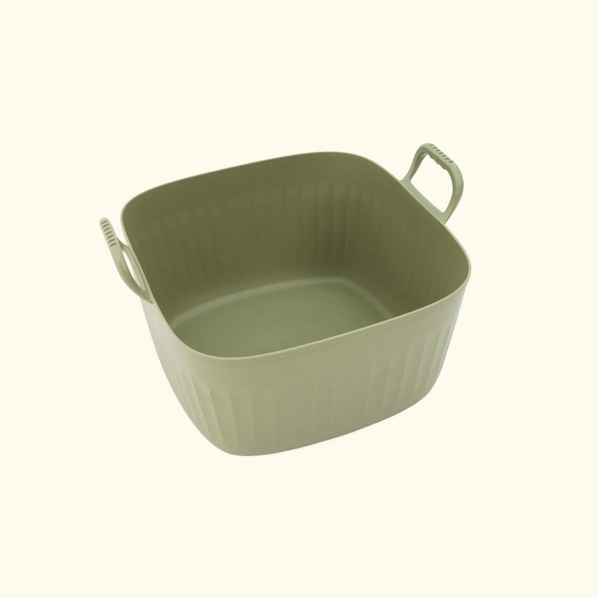 Product photo of 4-gallon garden utility tub