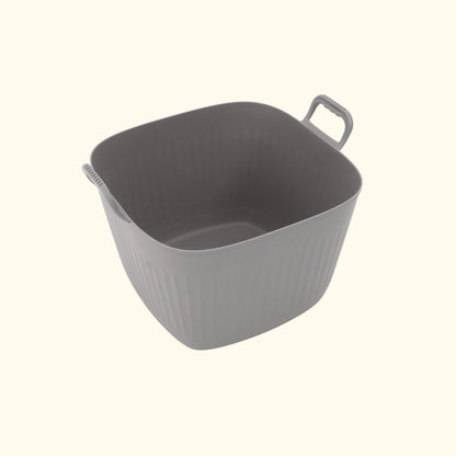 Product photo of 8-gallon garden utility tub