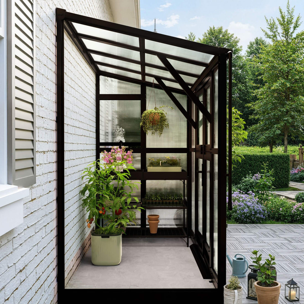 Lean-To Greenhouse, 4.5 x 8.5 Feet