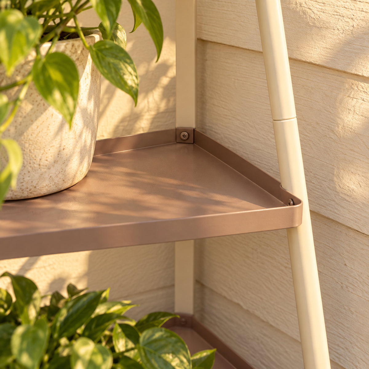 Four-Tier Corner Plant Stand detail