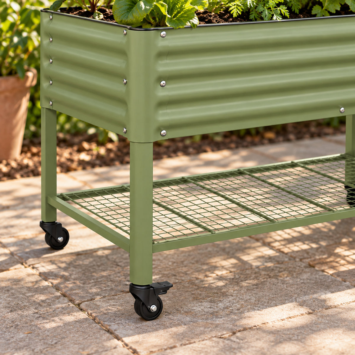 Large Rolling Elevated Bed, 30 x 120 Inches detail