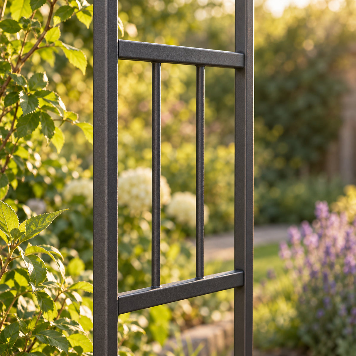 Round Garden Arch, 4.75 Feet detail
