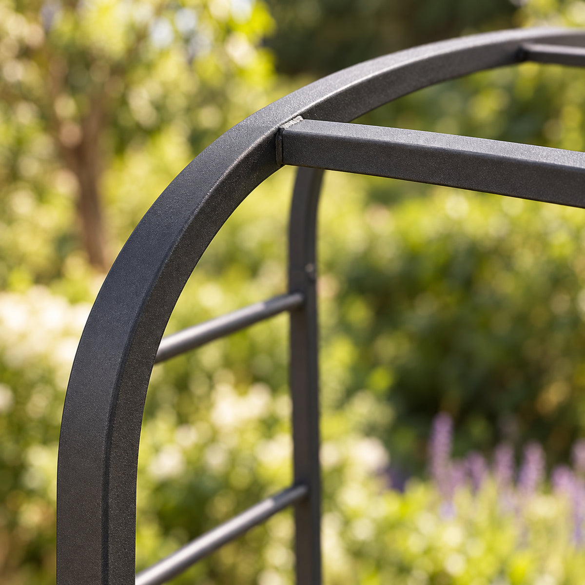 Shallow-Curve Garden Arch, Standard Frame detail