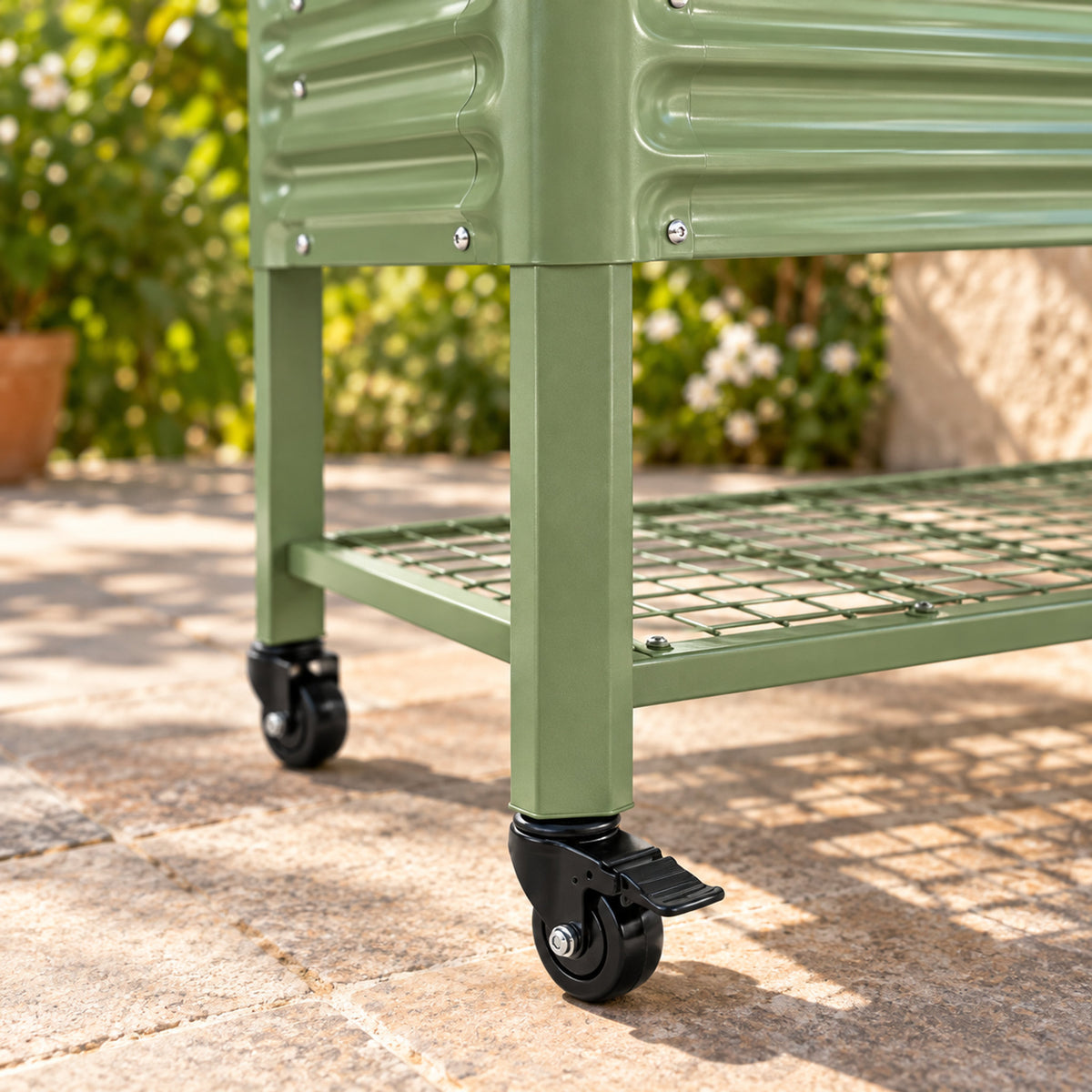 Slim Rolling Elevated Bed, 18 x 66 Inches detail