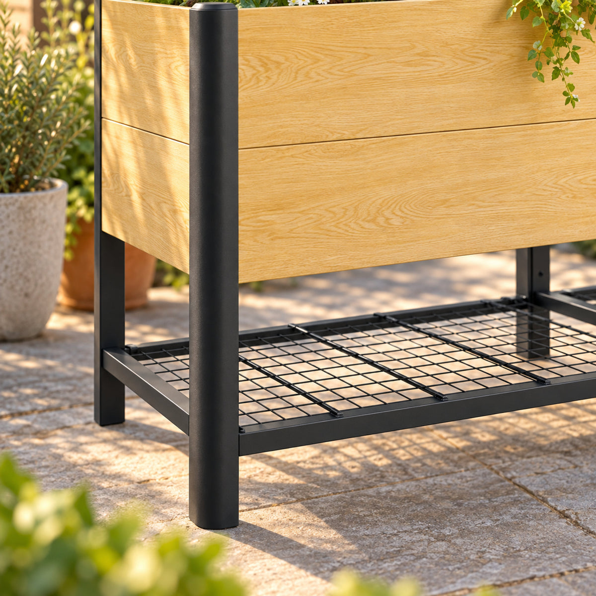 Woodgrain Elevated Bed, 24 x 96 Inches detail